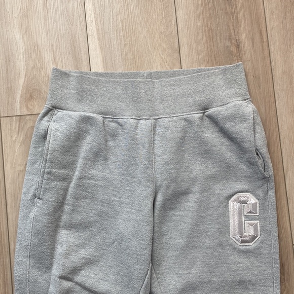 EUC Women’s Champion Grey Gray Sweatpants with Pockets Size M Medium - Picture 6 of 9